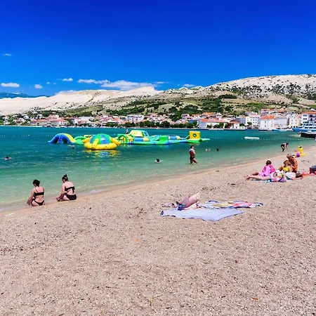 With Terrace Apartman