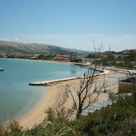 Διαμέρισμα With Terrace Pag Town