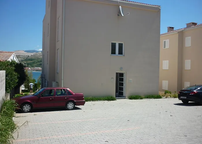 דירה With Terrace *