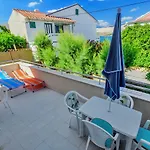 With Terrace Appartement *